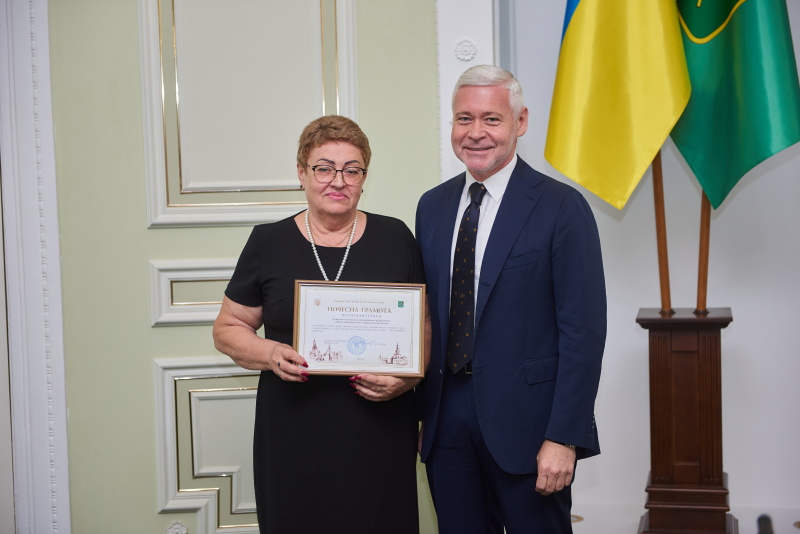 У Харкові нагородили колективи кращих медустанов міста