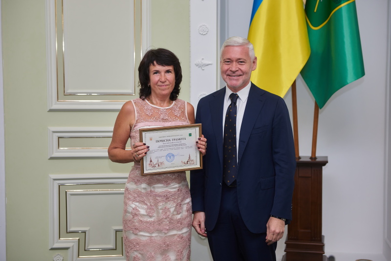 У Харкові нагородили колективи кращих медустанов міста