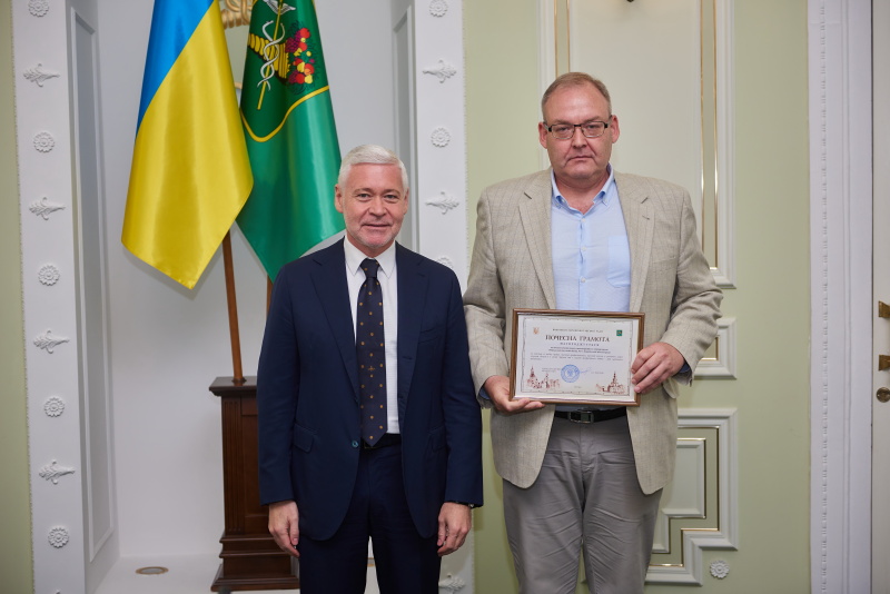 У Харкові нагородили колективи кращих медустанов міста