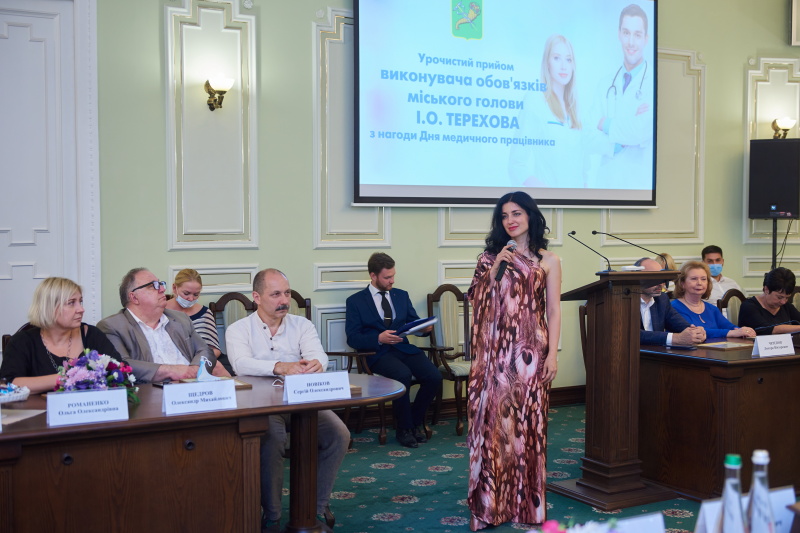 У Харкові нагородили колективи кращих медустанов міста