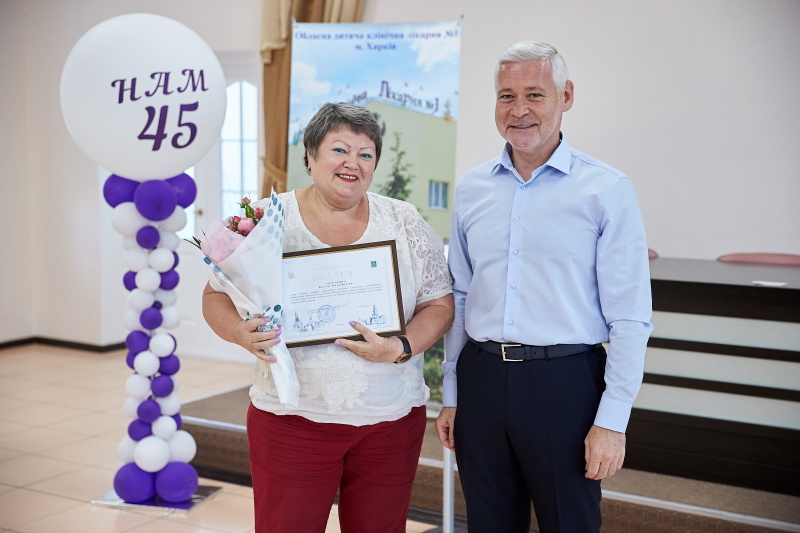 Біля дитячої обласної лікарні відремонтують дорогу