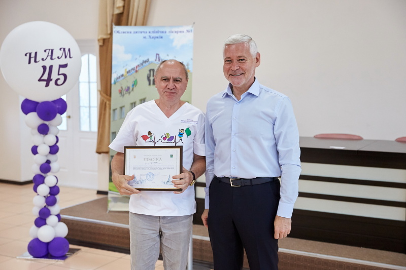 Біля дитячої обласної лікарні відремонтують дорогу