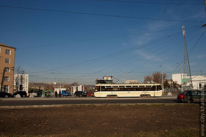 A new tram crossing was opened at Vosstania square