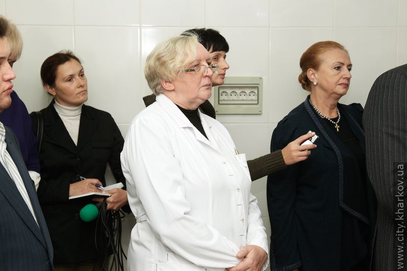 Центр щелепно-лицевої хірургії отримав нові ліжка