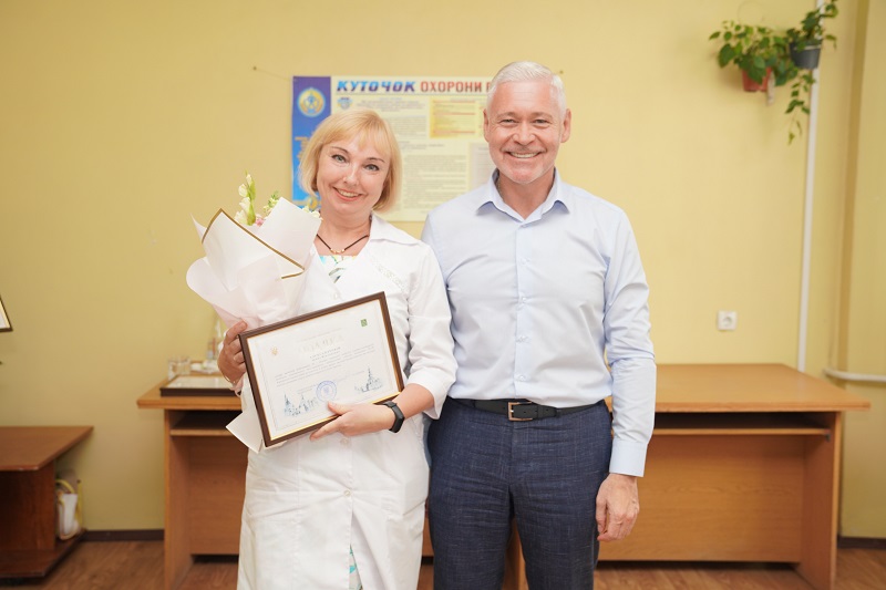 У Харкові продовжують модернізувати холи міських поліклінік