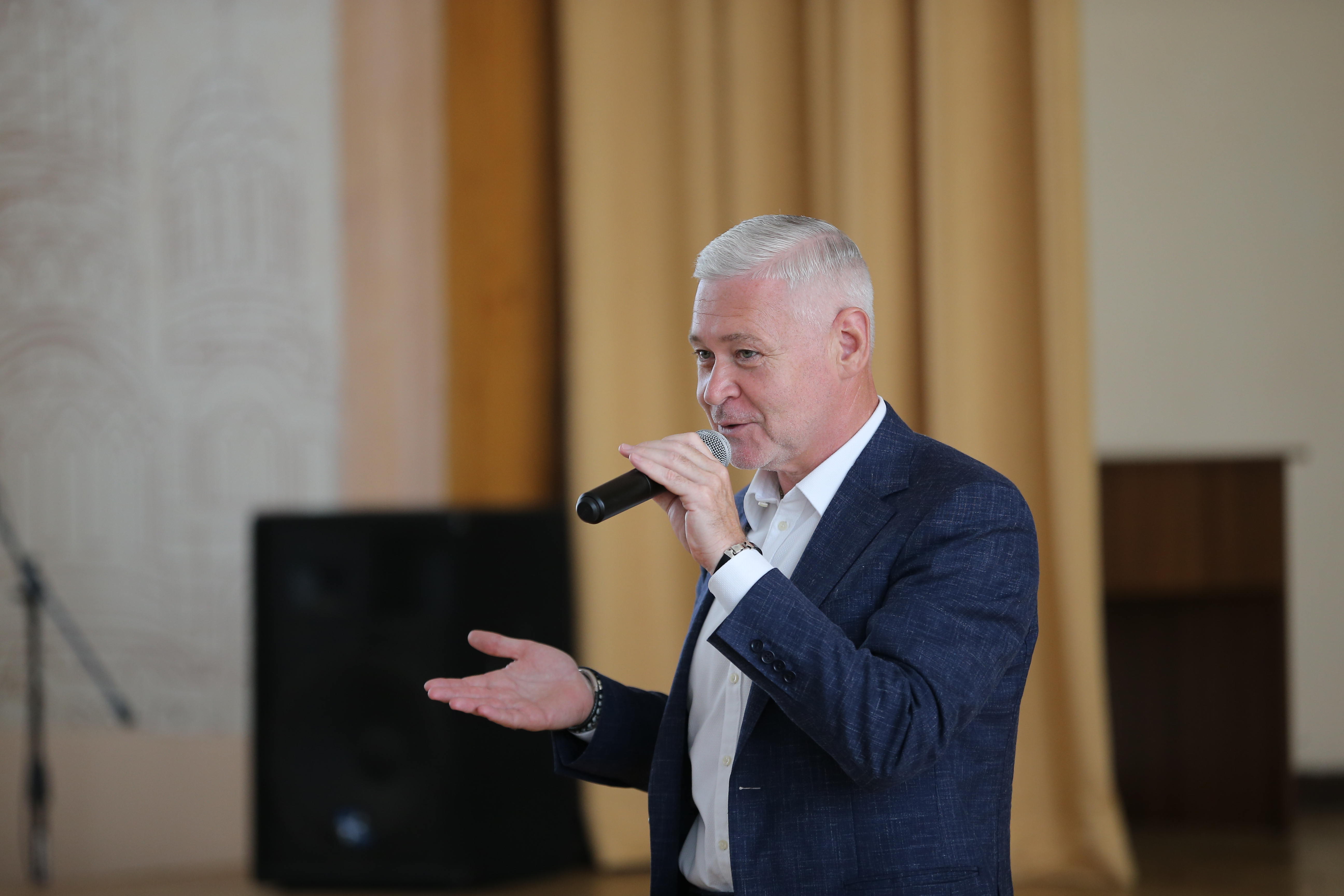 Ігор Терехов привітав ветеранів Новобаварського і Холодногірського районів