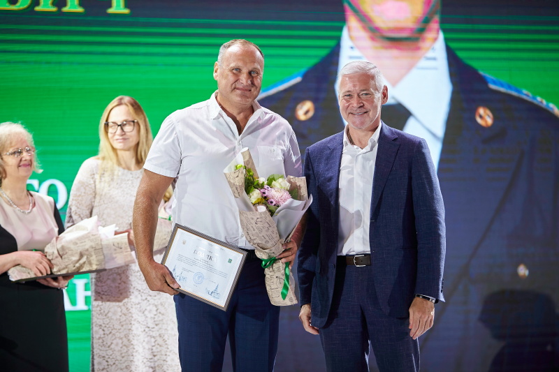 Харківським вчителям підвищать надбавки за престижність праці
