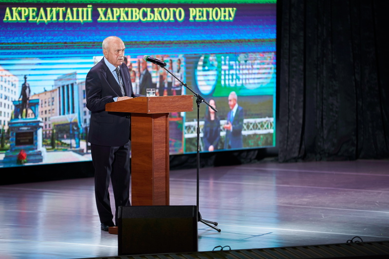 Харківським вчителям підвищать надбавки за престижність праці