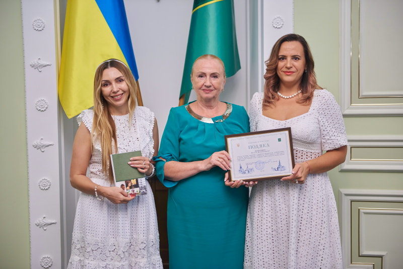 У міськраді відзначили меценатів з громадської організації «Альянс-Доброчинність»