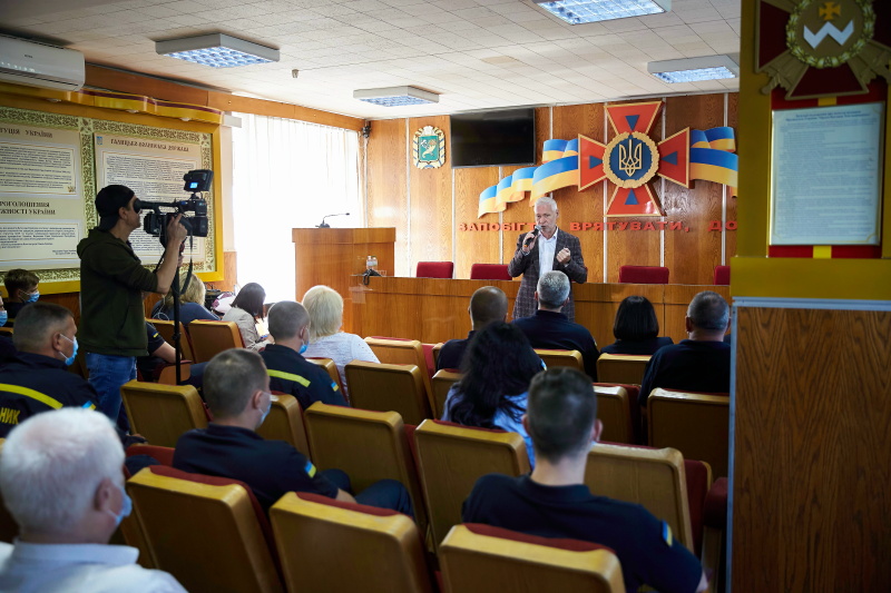 Ігор Терехов привітав рятувальників з професійним святом