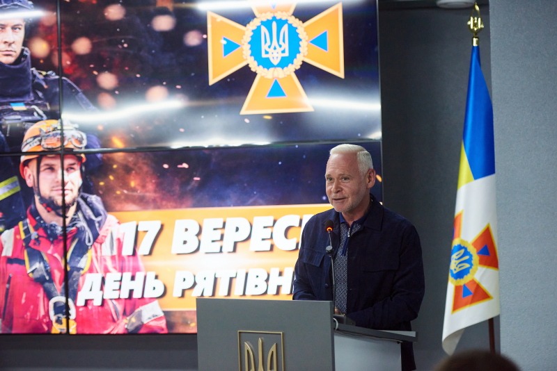 Ігор Терехов привітав рятувальників з професійним святом