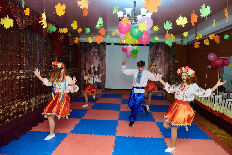 У Харкові відзначають День усиновлення