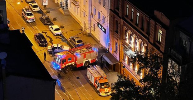 Місто відновить згорілу покрівлю будинку на вулиці Маяковського