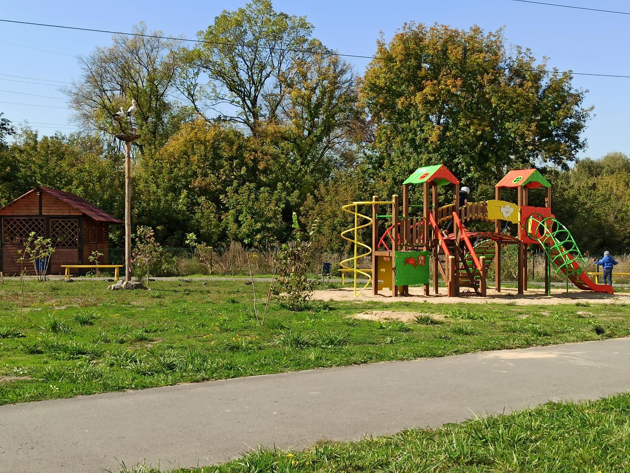 Харківським ЖБК, ЖК та ОСББ виділяють кошти на благоустрій прибудинкових територій