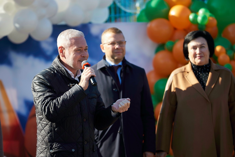 Ігор Терехов відкрив стадіон у школі №29