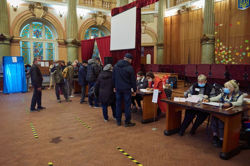 Ігор Терехов проголосував на виборах міського голови