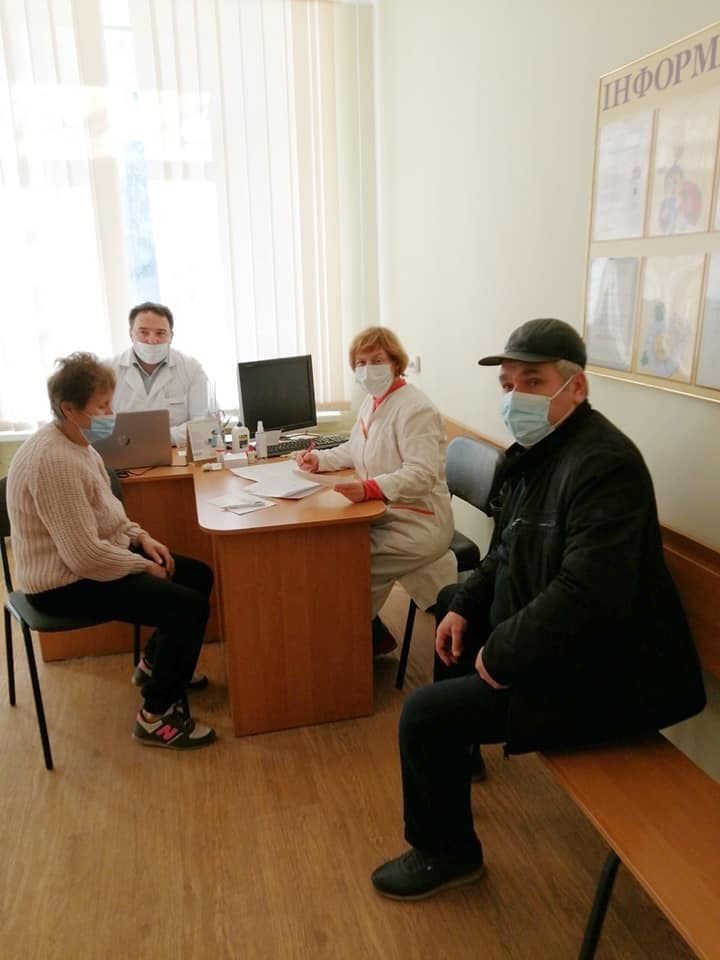 На виборчих дільницях щеплення від COVID-19 зробили 3 тисячі харків’ян