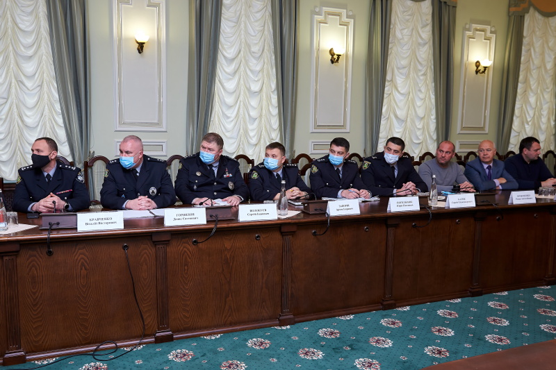 Ігор Терехов: З 1 грудня харківські вулиці патрулюватиме громадське формування