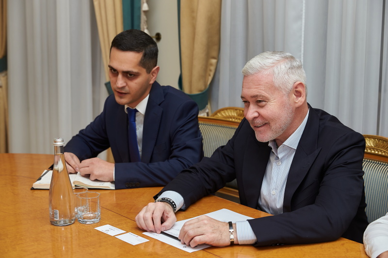 Ігор Терехов зустрівся з президентом турецької авіакомпанії
