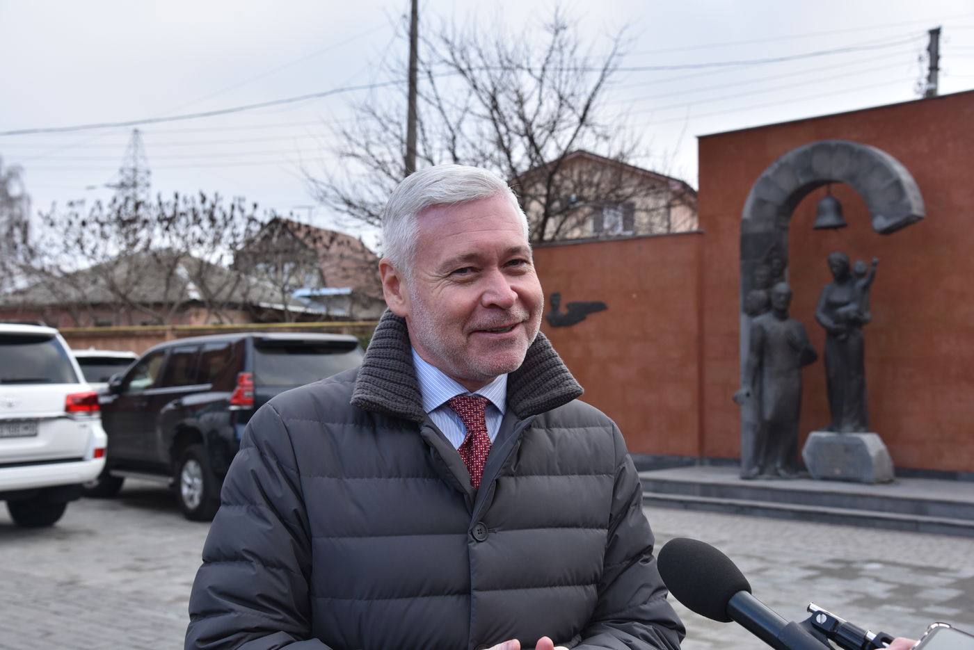 Настоятелю Вірменської церкви подякували за службу у Харкові