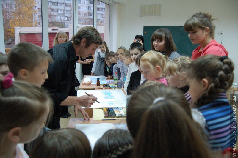 Член Спілки художників провів майстер-клас для юних живописців