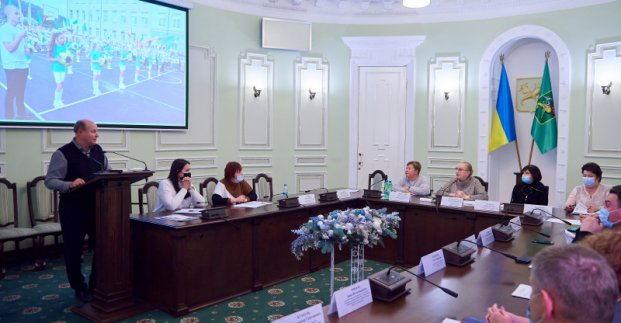У міськраді обговорили доступність парків та спортивних споруд для людей з інвалідністю