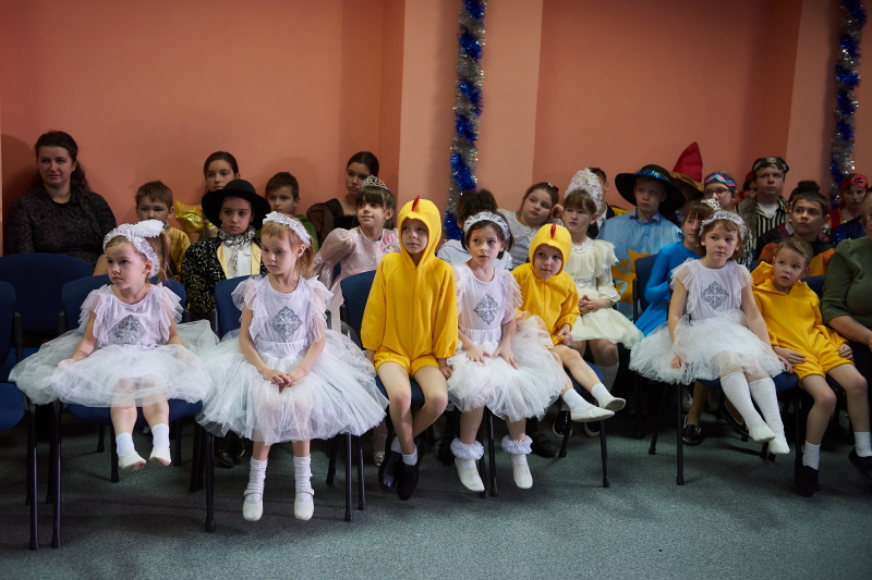 Міський голова вітає дітей із прийдешніми святами