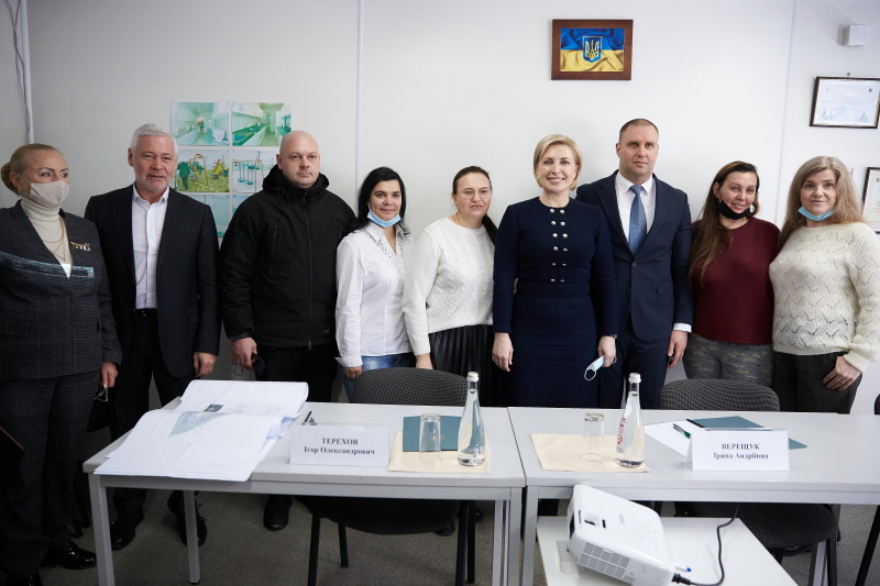 Ігор Терехов презентував проєкт реконструкції модульного містечка для вимушених переселенців