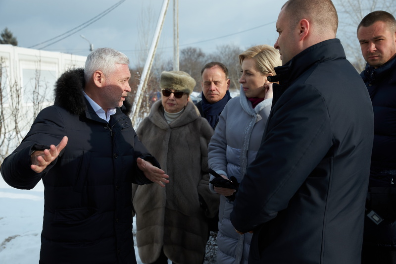Ігор Терехов презентував проєкт реконструкції модульного містечка для вимушених переселенців