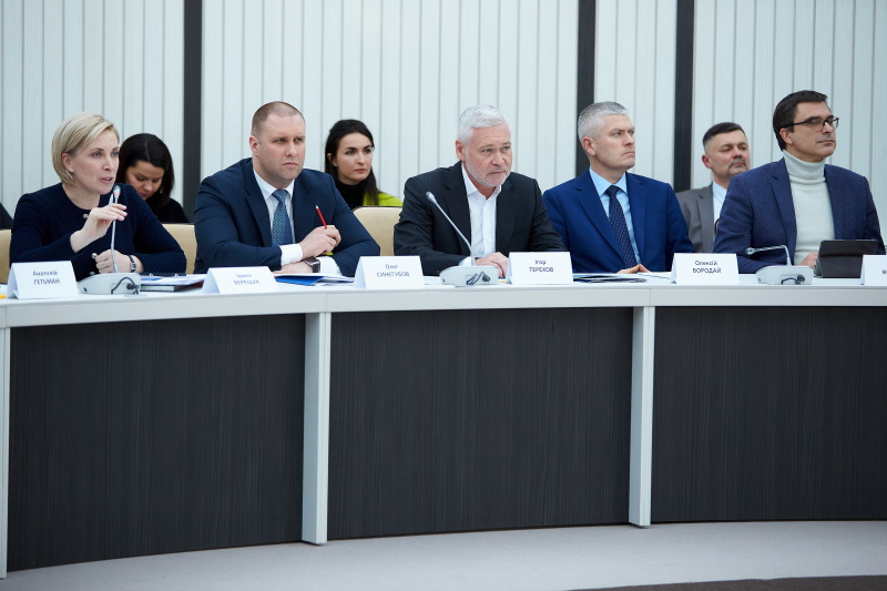 У Харкові обговорили законодавче вирішення проблем жителів Сходу країни
