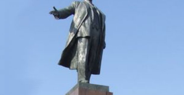 Геннадій Кернес: Міська влада піклується про пам'ятки радянської епохи краще від комуністів