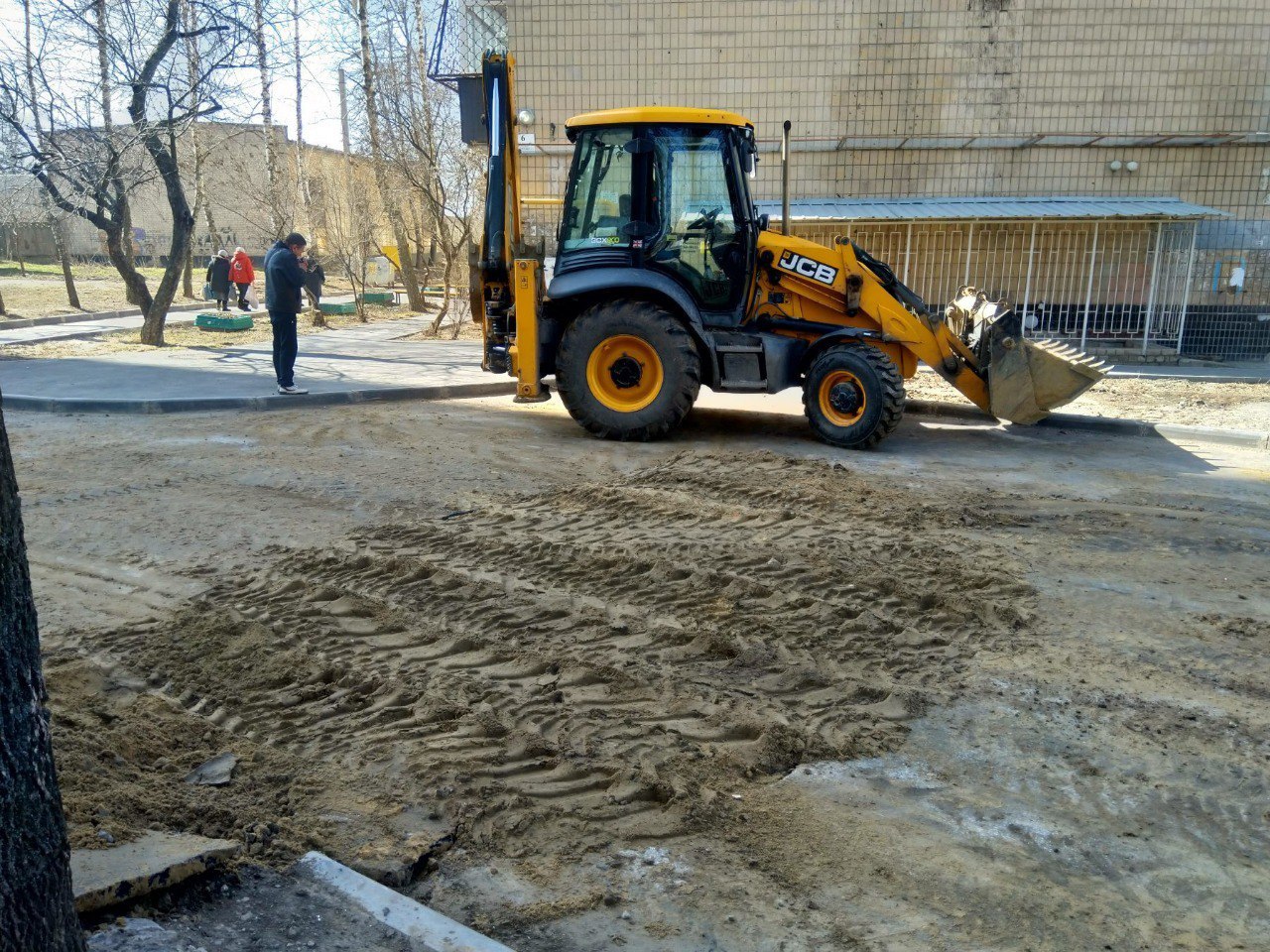 «Теплові мережі» подають гарячу воду у понад 2,5 тисячі будинків харків’ян