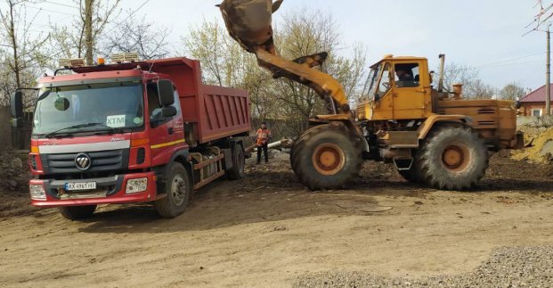 «Тепломережі» відновлюють трубопроводи у всіх районах Харкова 