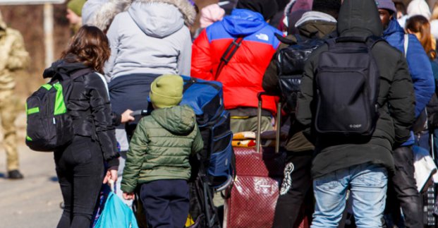 Жителям найнебезпечніших районів Харкова допомагають евакуюватися