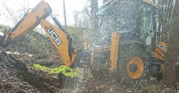 У Харкові відновлюють водорозбірні колонки