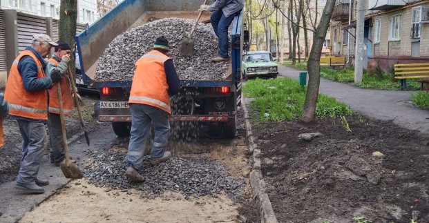 «Тепломережі» найближчим часом повернуть гарячу воду у понад 550 будинків 