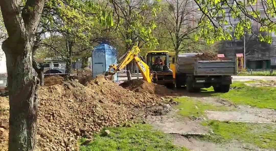 У Харкові оперативно усувають пошкодження на водоводах та контролюють стоки