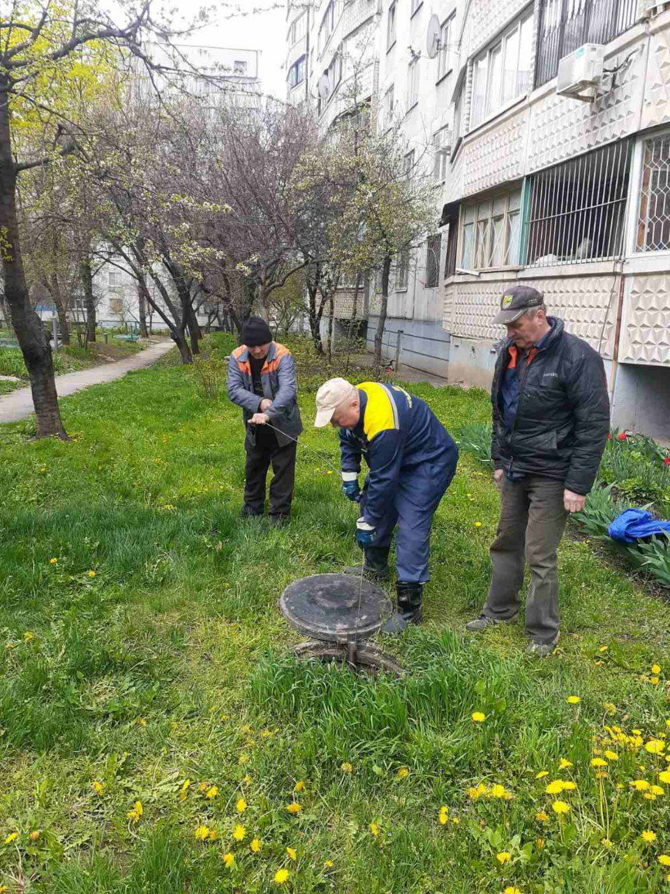 У Харкові оперативно усувають пошкодження на водоводах та контролюють стоки