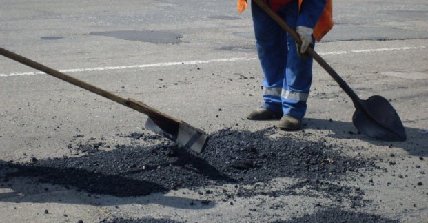 У Харкові розпочали ремонт доріг