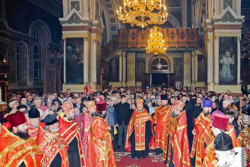 Десниця святого великомученика Димитрія Солунського прибула до Харкова