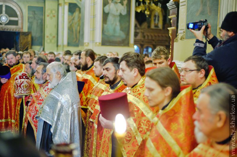 Десниця святого великомученика Димитрія Солунського прибула до Харкова