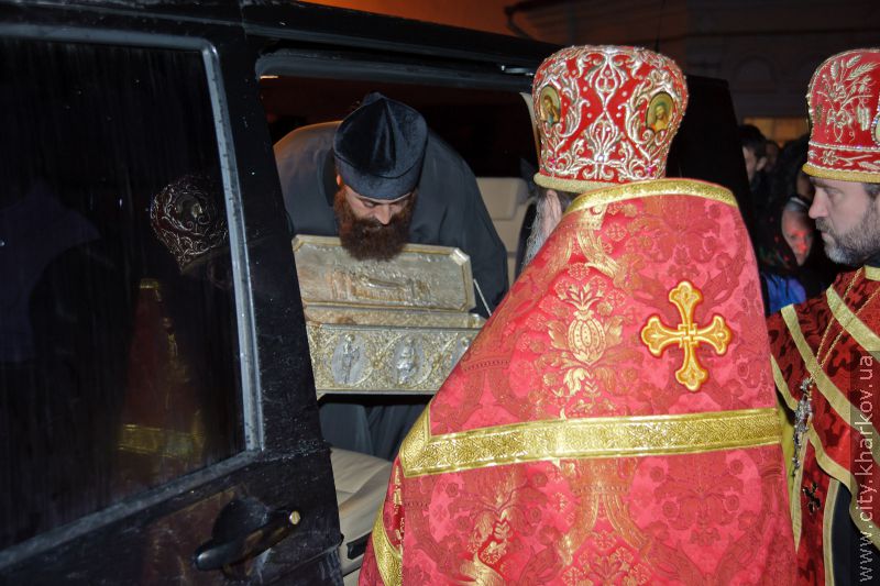 Десниця святого великомученика Димитрія Солунського прибула до Харкова