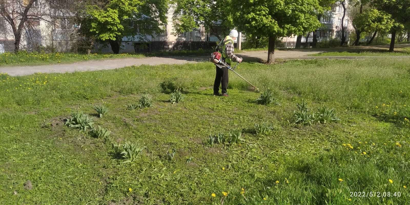 Харківські райони продовжують приводити до ладу після зими та обстрілів