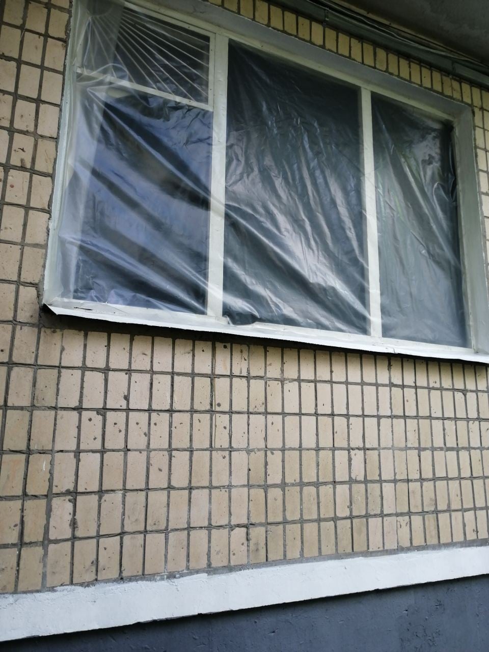 Харківські райони продовжують приводити до ладу після зими та обстрілів