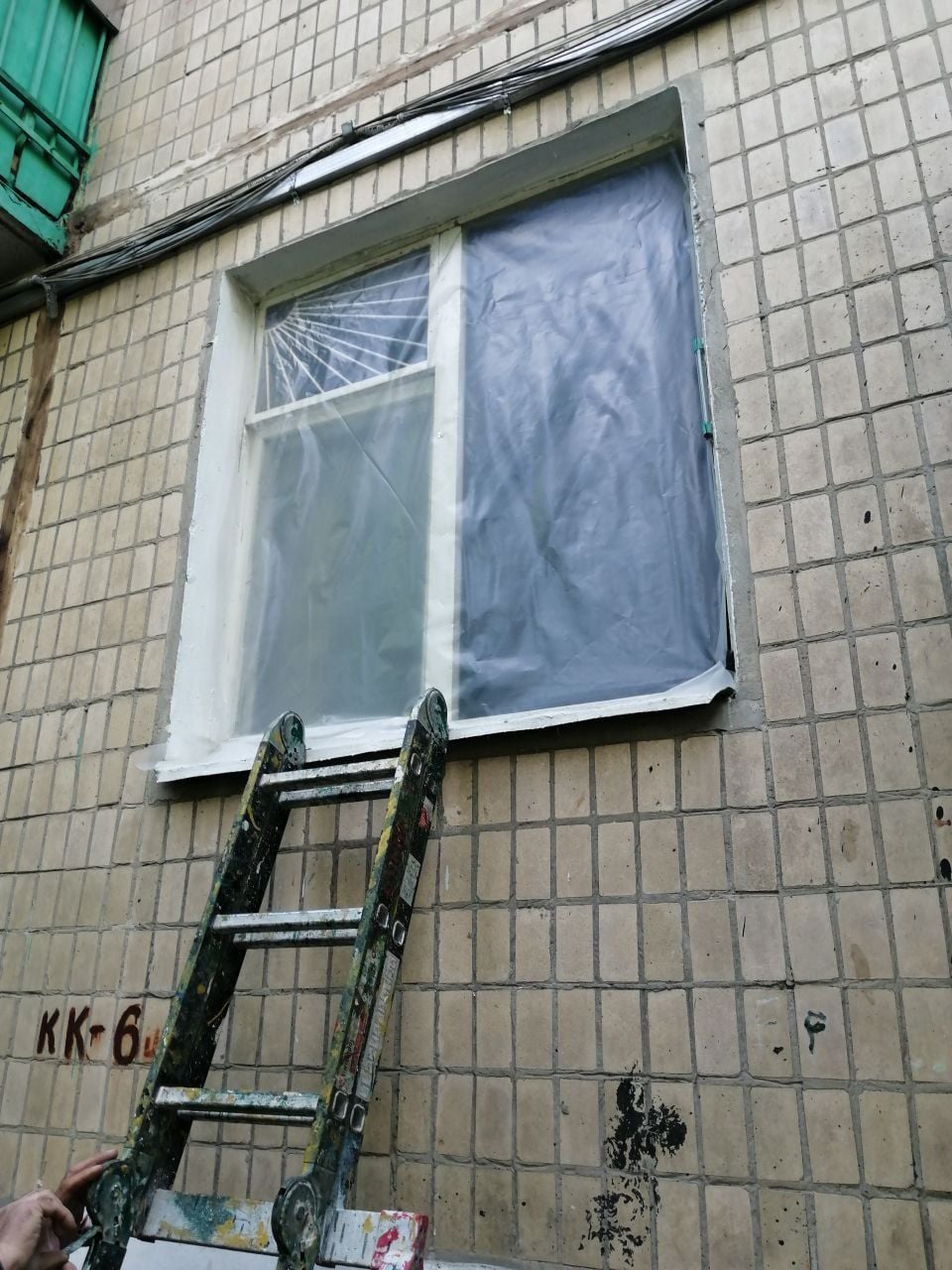 Харківські райони продовжують приводити до ладу після зими та обстрілів