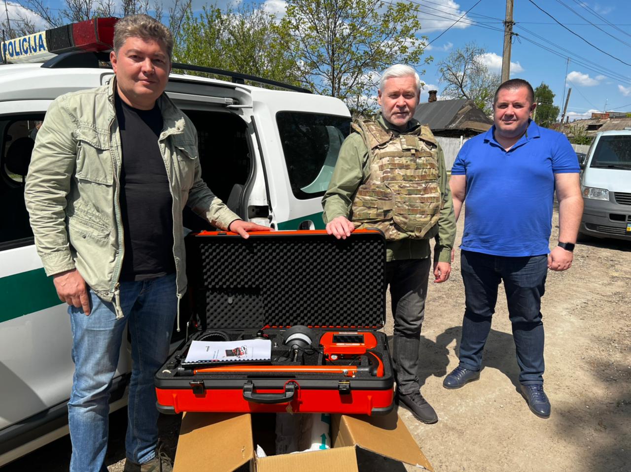 Харкову передали спецобладнання для ліквідації наслідків обстрілів
