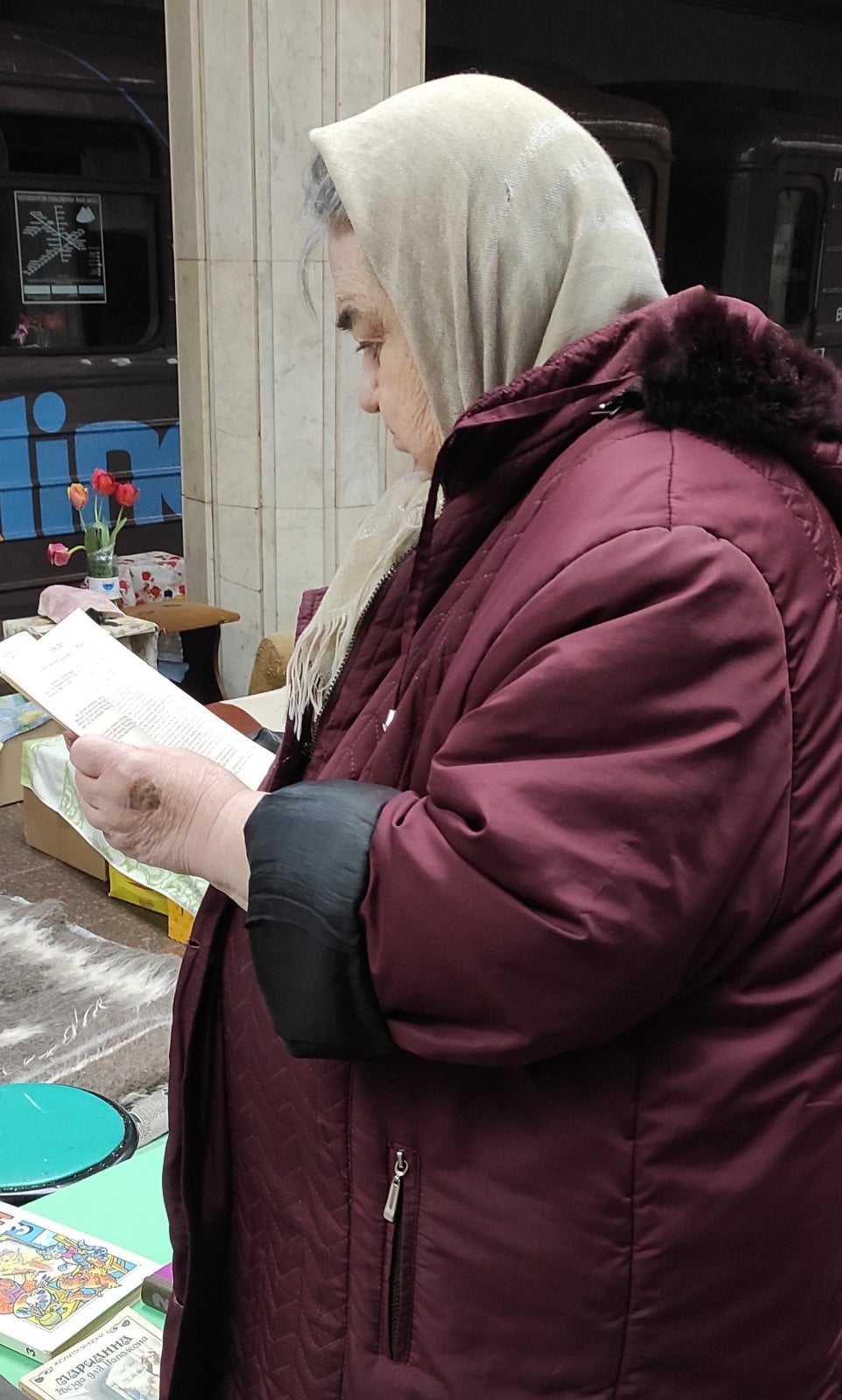 Зустрічі з бібліотекарами та творчі вечори – у харківському метро вирує мистецьке життя
