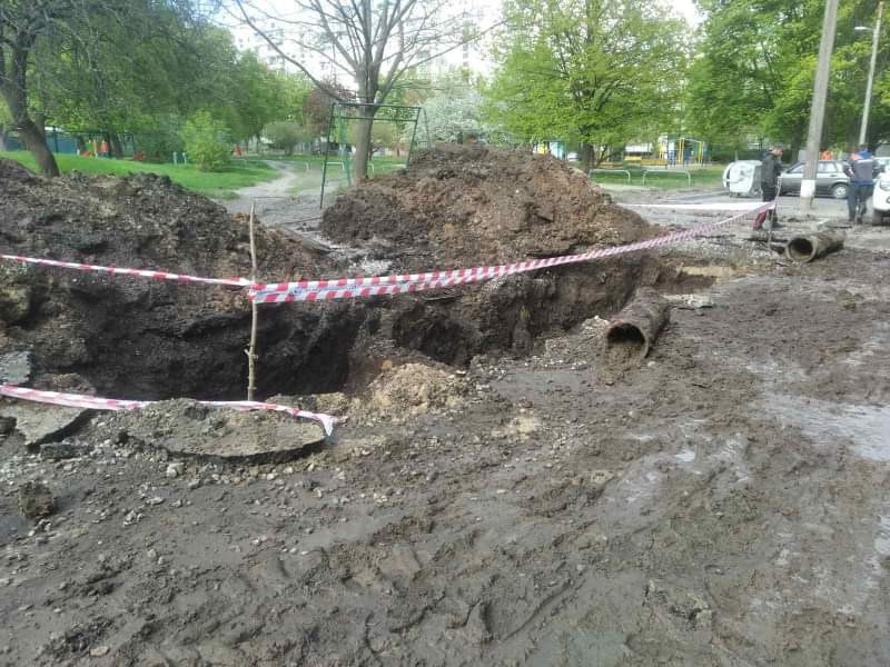 У Харкові відновлюють подачу води