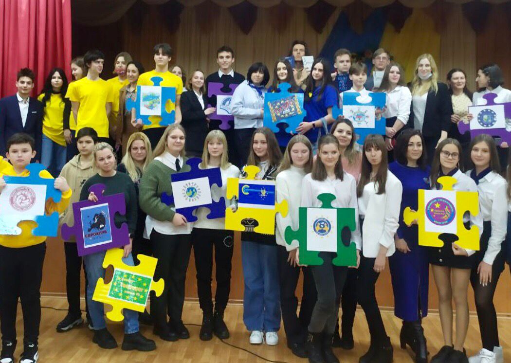 Харківський євроклуб переміг у всеукраїнському конкурсі проєктів
