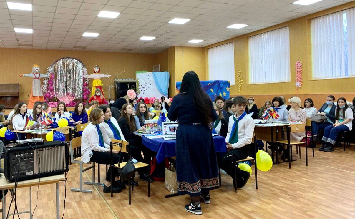 Харківський євроклуб переміг у всеукраїнському конкурсі проєктів